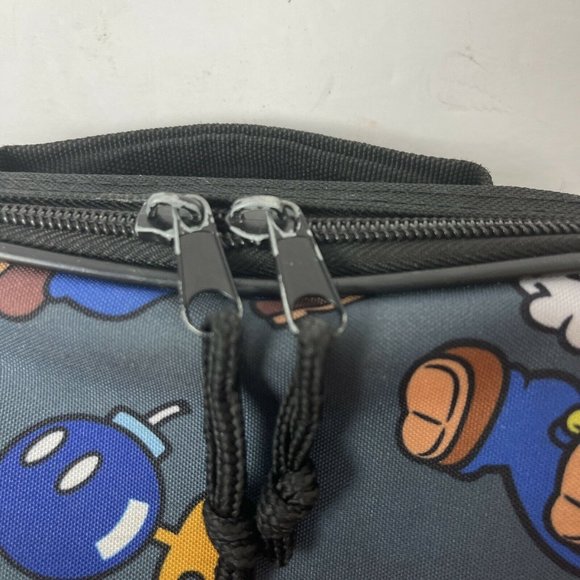 Super Mario Lunch Box Gray and Black - Picture 3 of 6